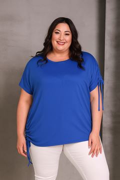 Immagine di CURVY GIRL QUALITY LIGHT SUMMER TOP